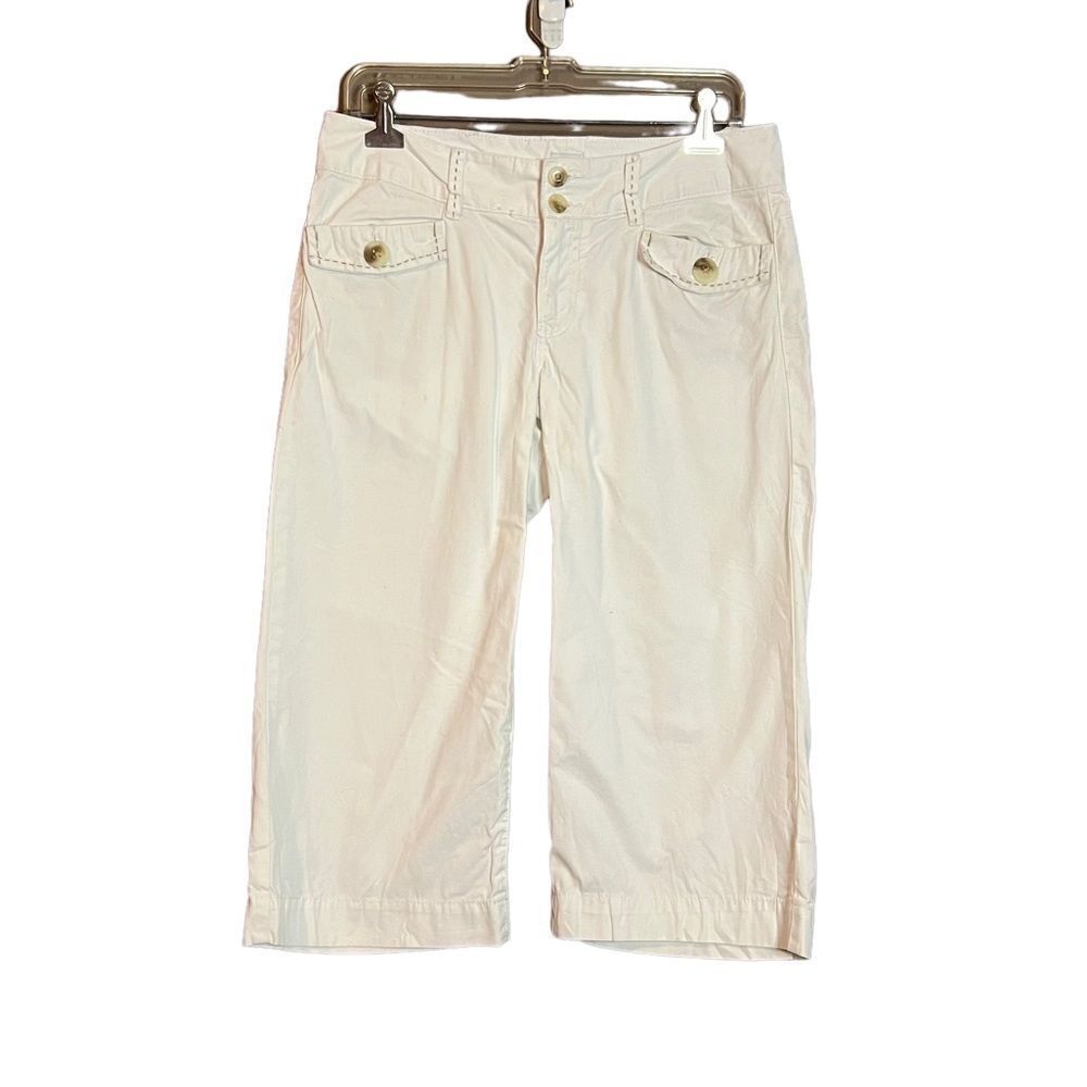 Gap off white capris. Size 4